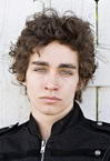 Robert Sheehan photo